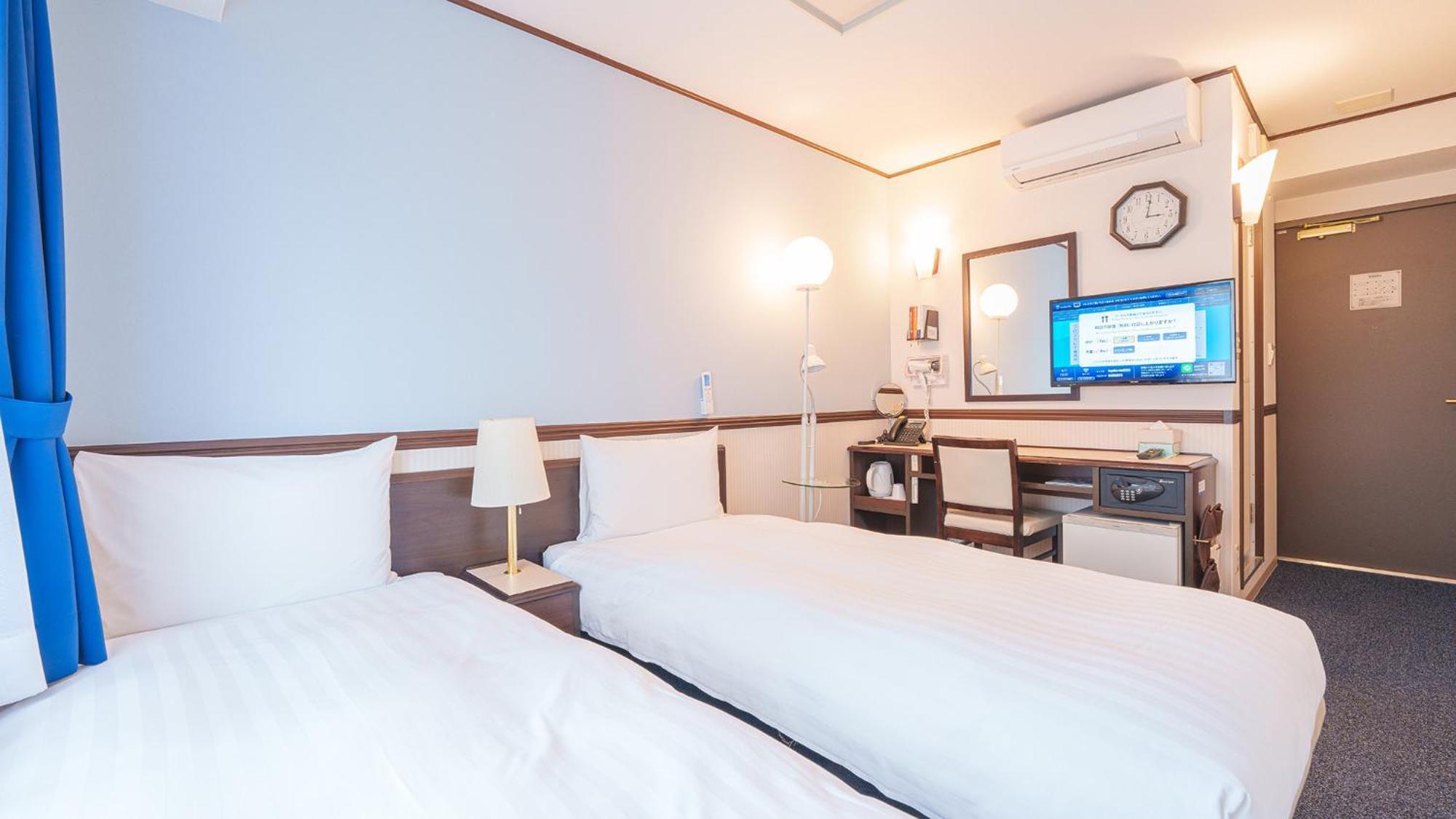 Toyoko Inn Shin-Osaka-Eki Higashi-Guchi Chambre photo