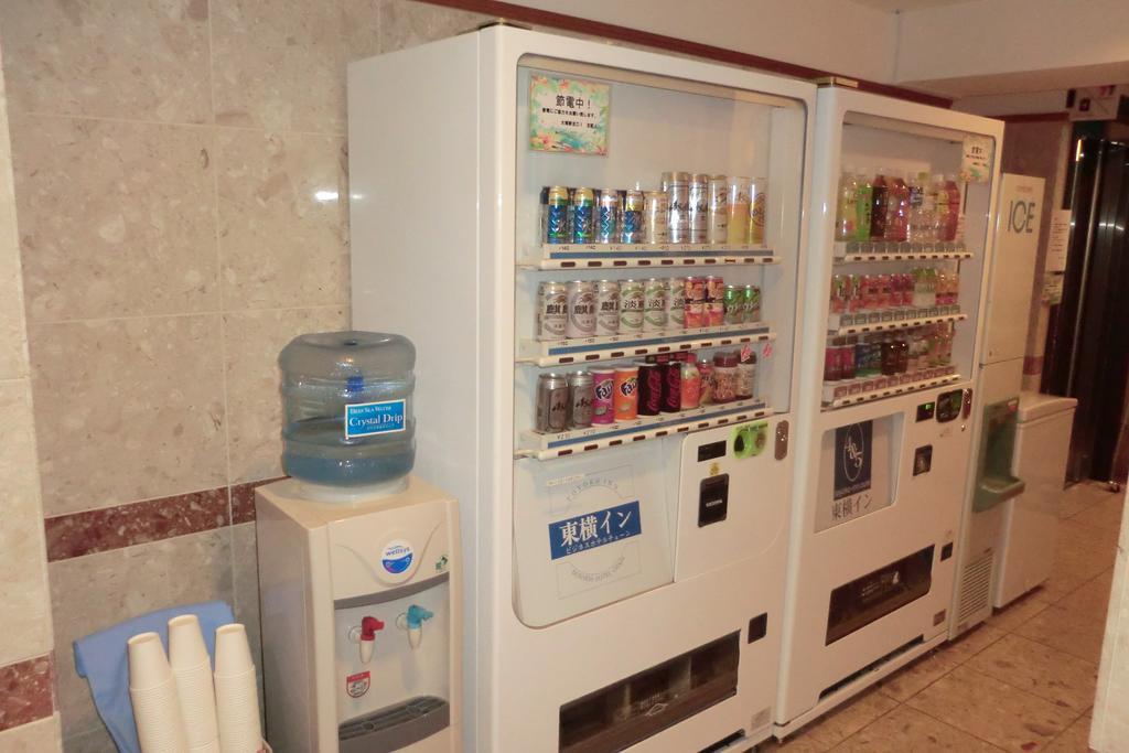 Toyoko Inn Shin-Osaka-Eki Higashi-Guchi Extérieur photo