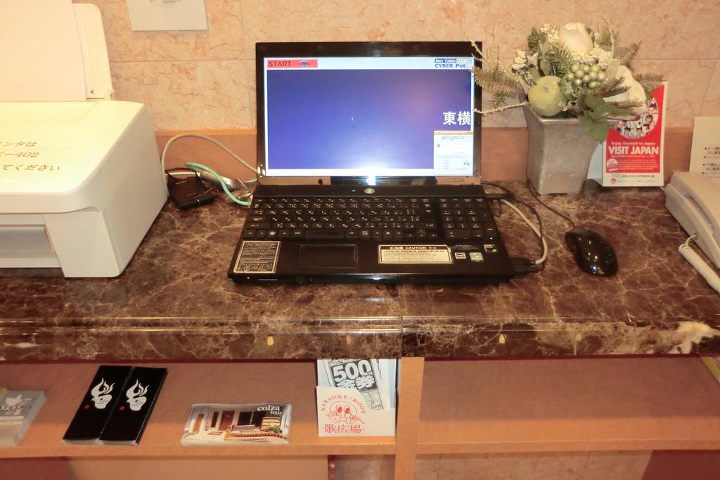 Toyoko Inn Shin-Osaka-Eki Higashi-Guchi Extérieur photo